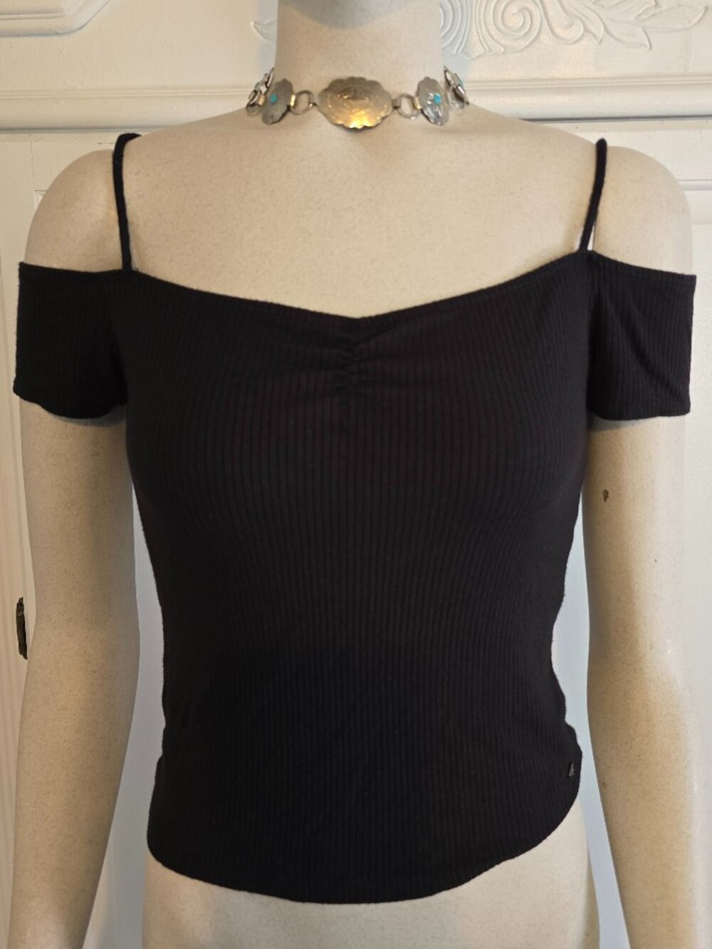 American Eagle Black Strappy Crop Top, Size M